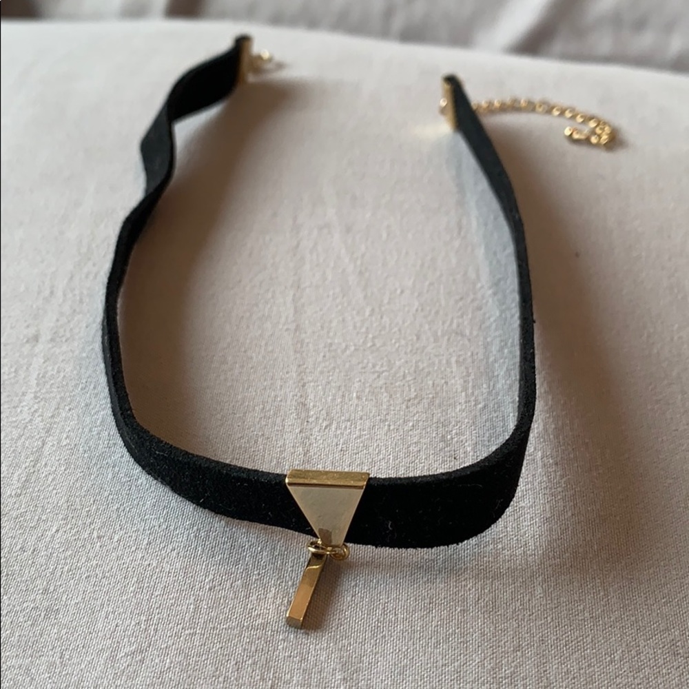 Black gold tone choker